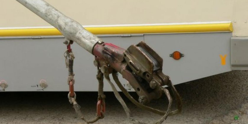 Башмак токоприемника троллейбуса