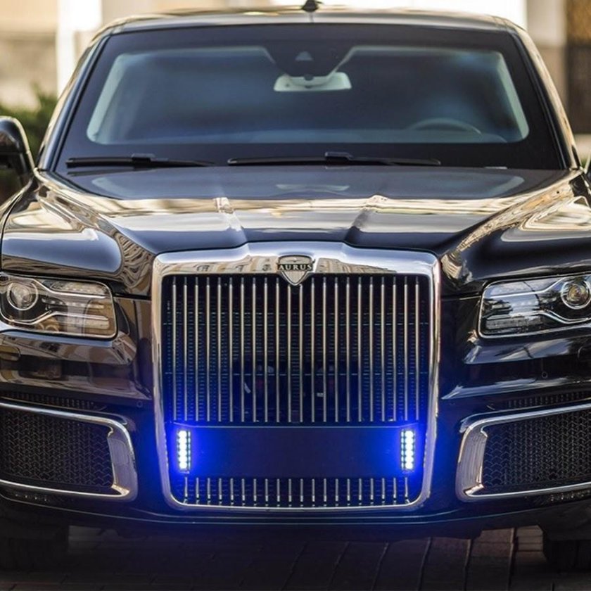 Машина Aurus Senat