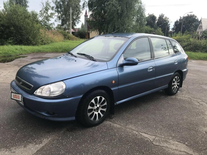 Kia Rio 2001