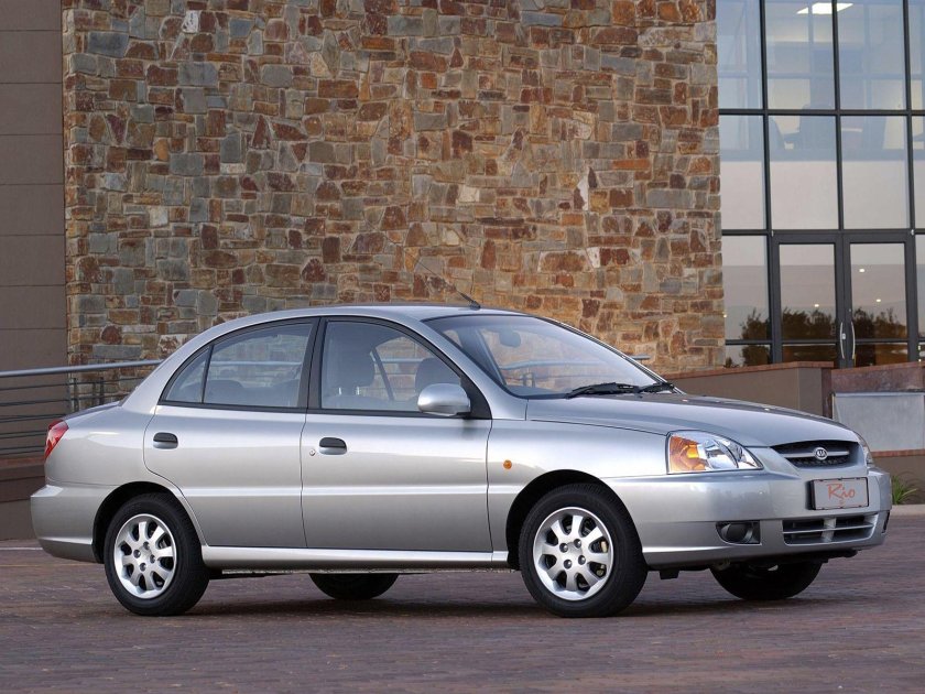 Киа Рио 1 поколение седан