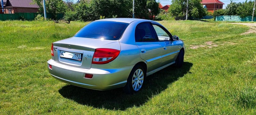 Kia rio 1.5 2001