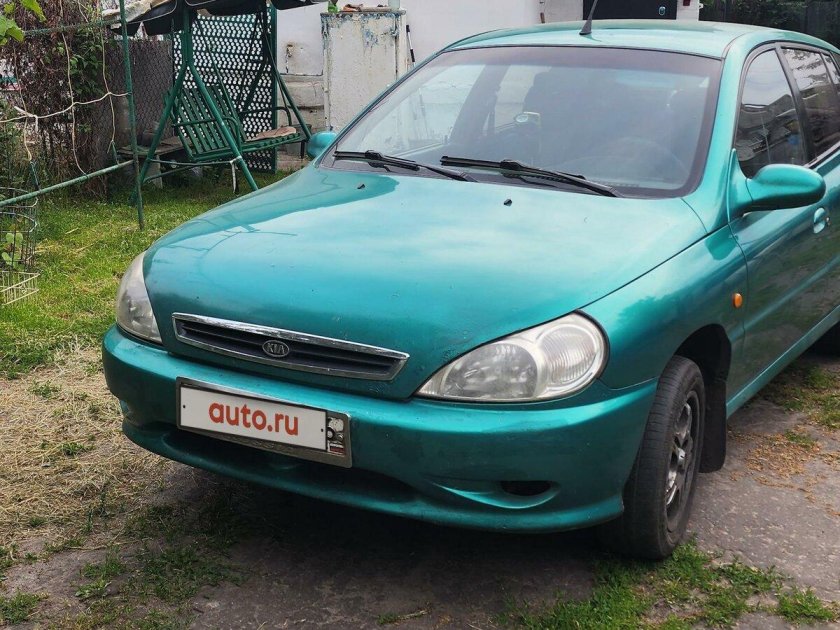 Kia rio 2001