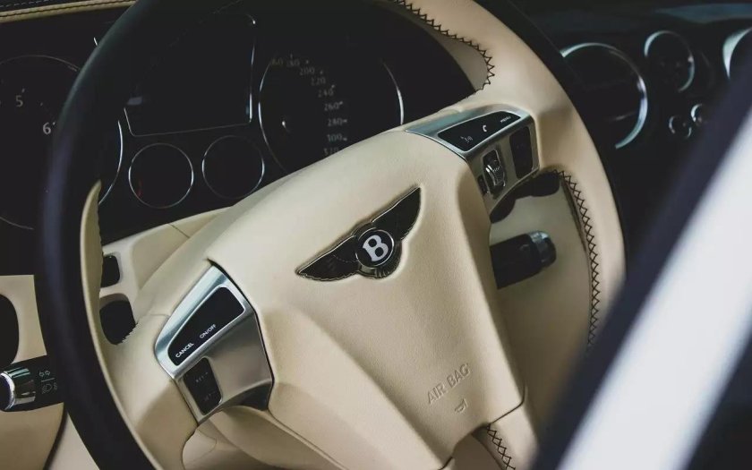 Руль Бентли