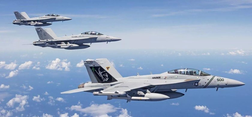 EA-18g гроулер