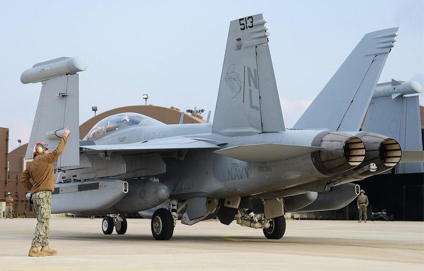 EA-18g гроулер