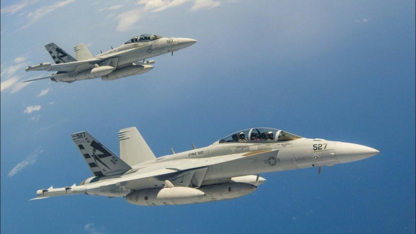 EA-18g гроулер