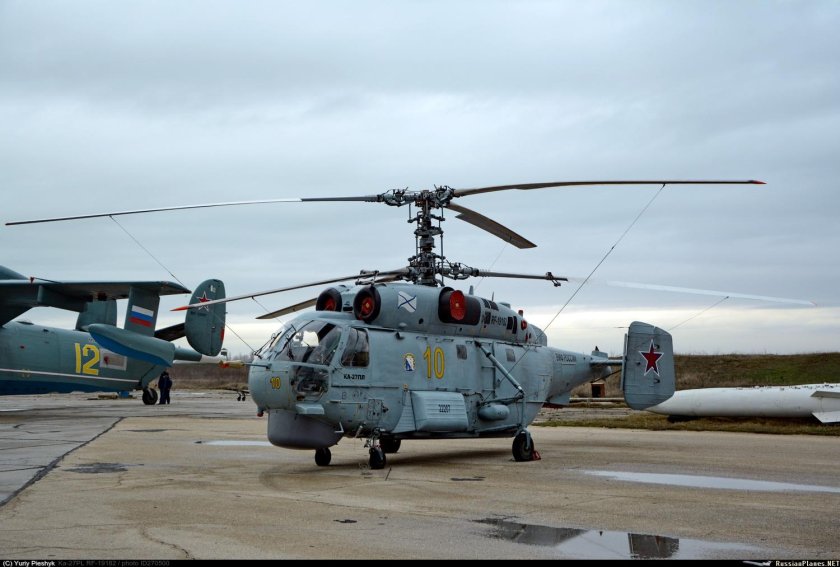 Палубный вертолет ка-27