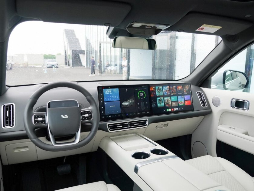 Китайская машина Lixiang l9