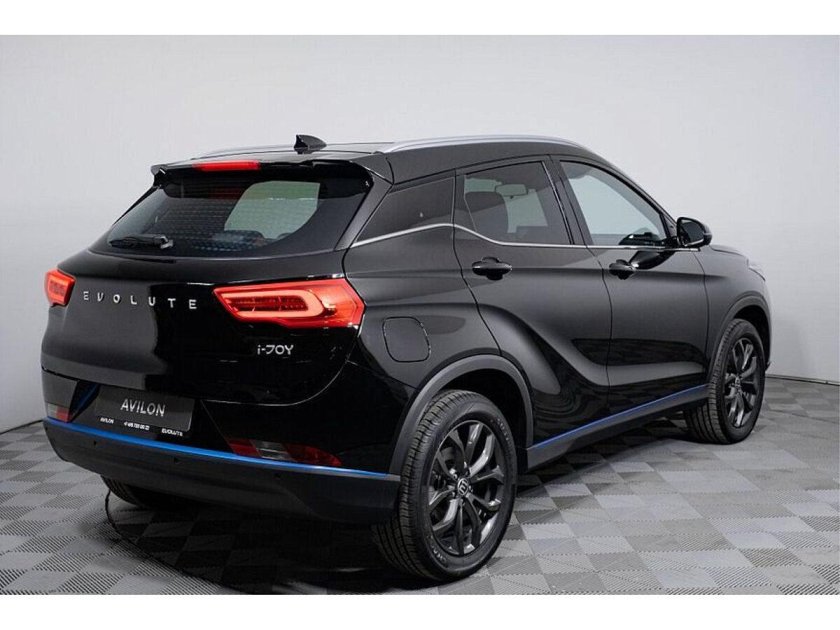 Электромобиль Эволют 2022