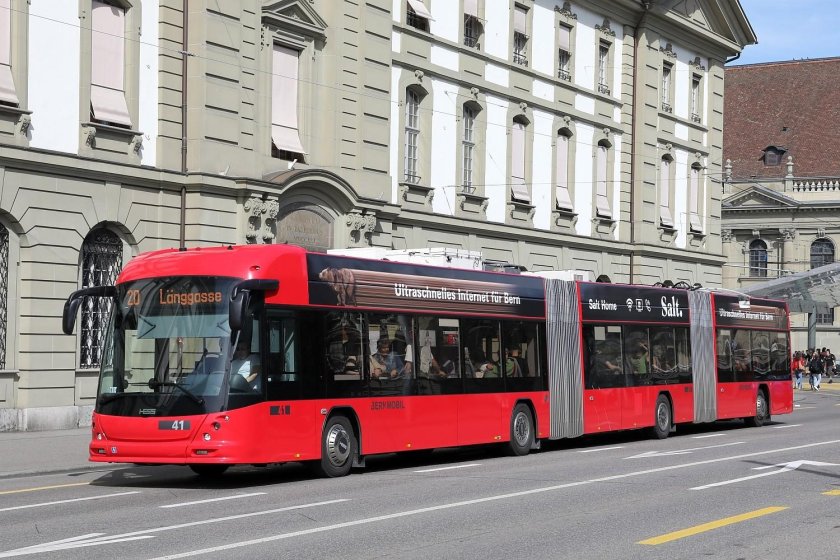 Трамвай троллейбус