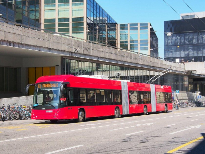 Сочлененный троллейбус Швейцария