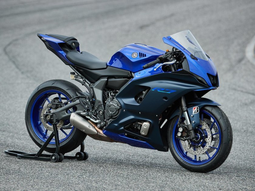 Yamaha YZF r7 2022