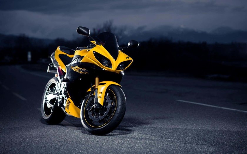 Yamaha r1