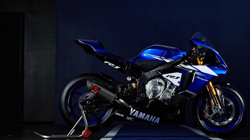 Yamaha r1 2021