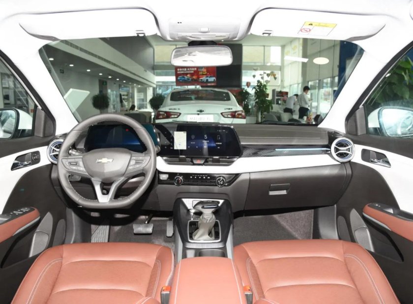 Шевроле Монза 2023