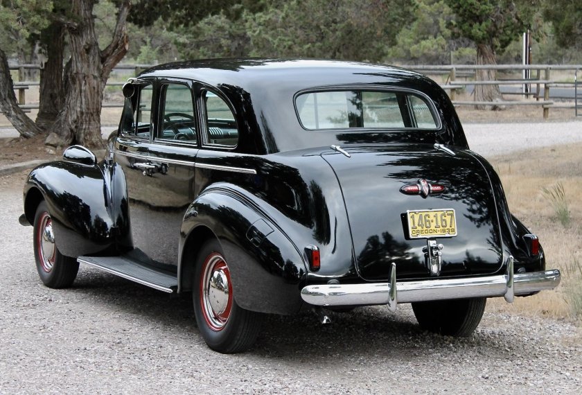 Buick 40 Special sedan 1939