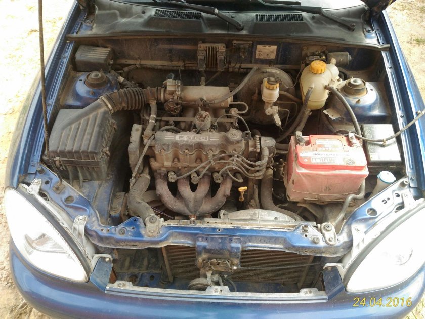 Шевроле Ланос 1.5 под капотом