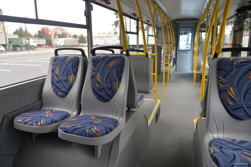 МАЗ 203 салон