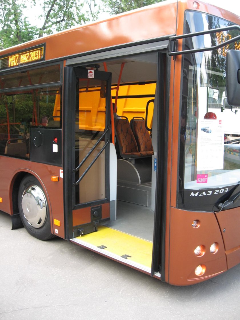 МАЗ 203