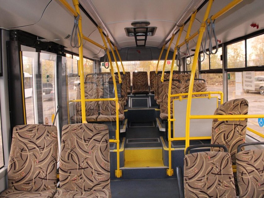 Автобус маз