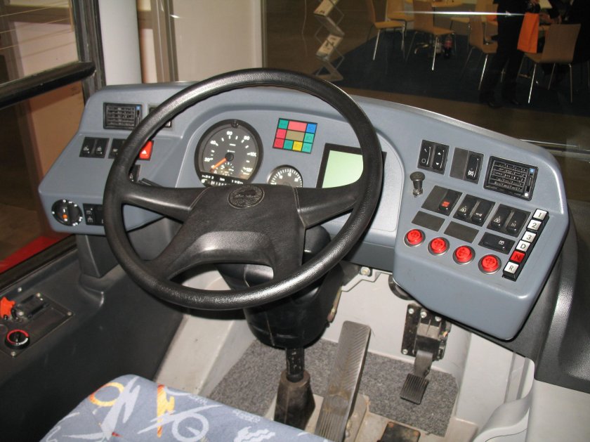 МАЗ 203 кабина