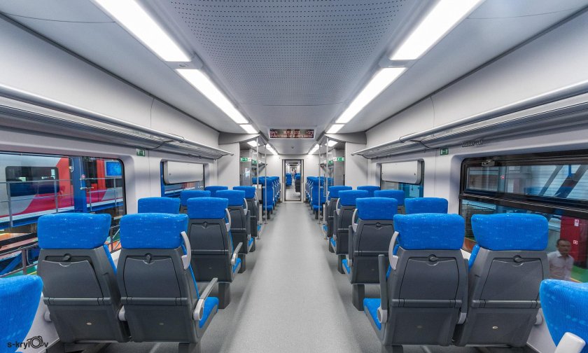 Ласточка вагон 2е