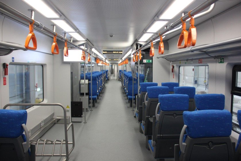 Поезд Ласточка вагон 2п