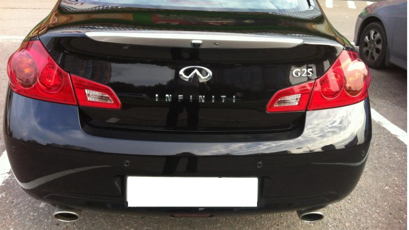 Инфинити g25 сзади