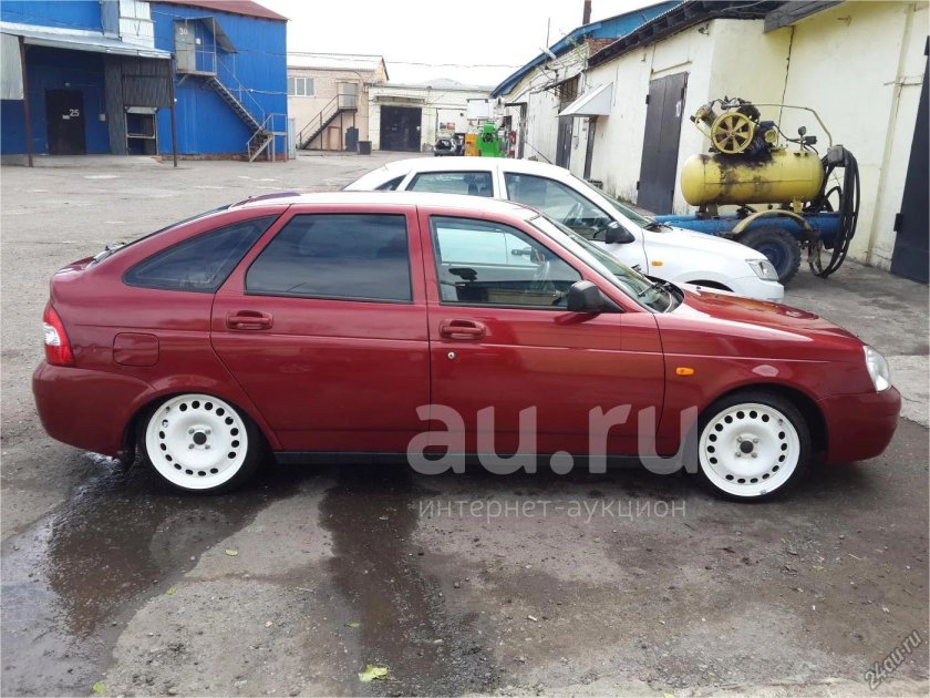 ВАЗ 2110 на штампах r15