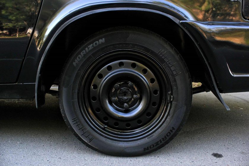 Черный штамп r 15. Волга