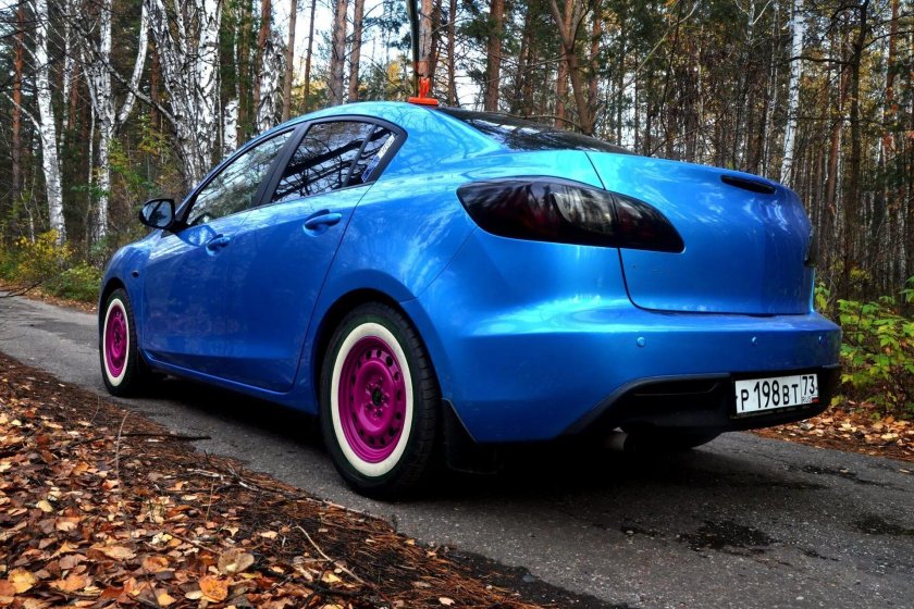 Мазда 3 на штампах