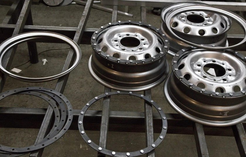 Разборные трехсоставные диски