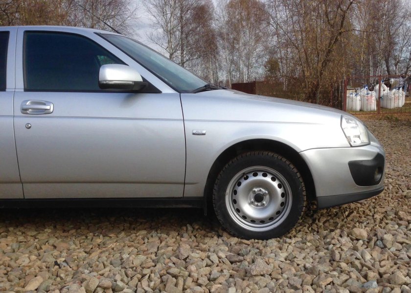 Приора на 15 штампах