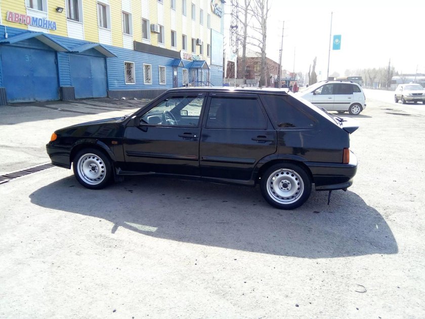 ВАЗ 2115 на штампах r15