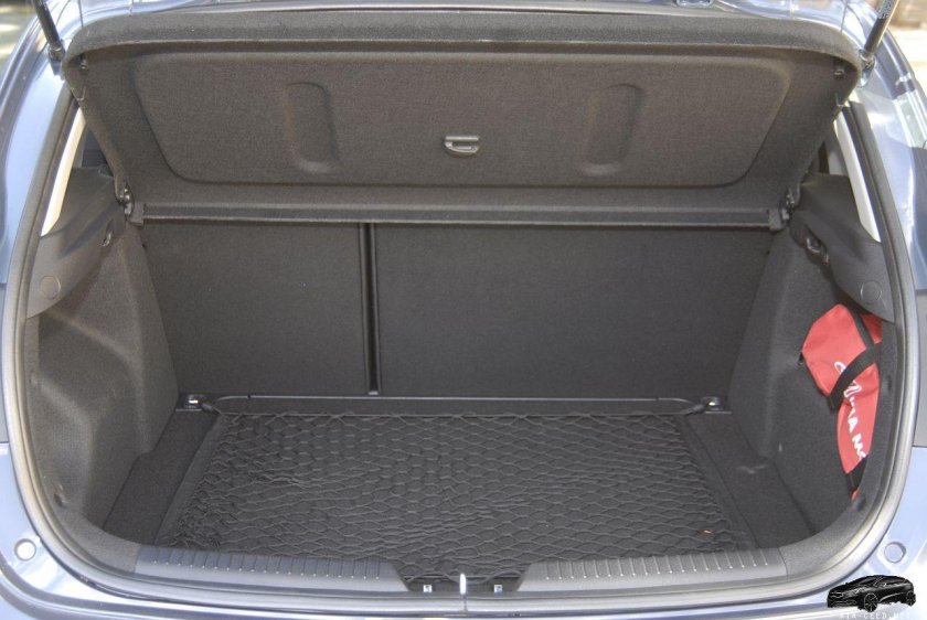 Kia Ceed 2010 багажник