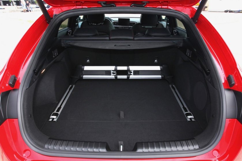 Kia proceed багажник