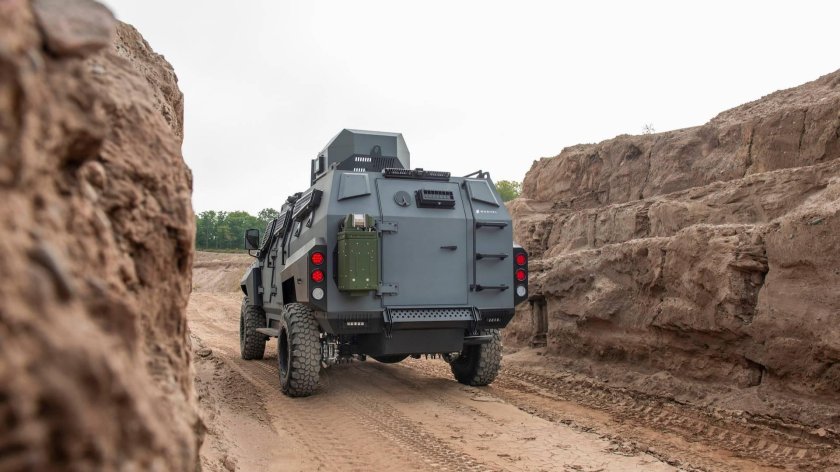 ,Бронеавтомобиль Roshel Senator-APC_2