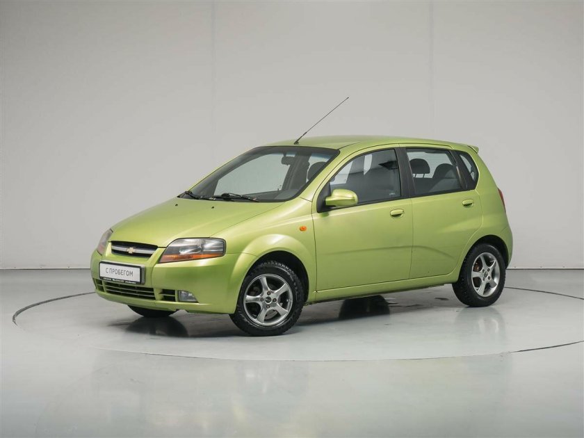 Chevrolet Aveo t200 зелёный