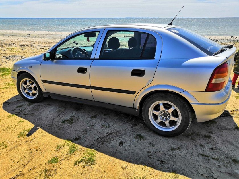 Opel Astra 2003