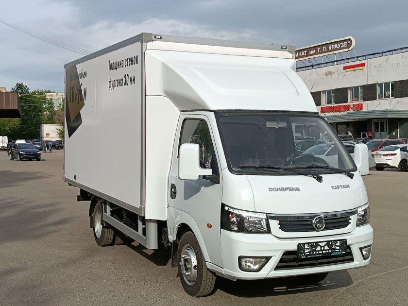 Автомобиль dongfeng