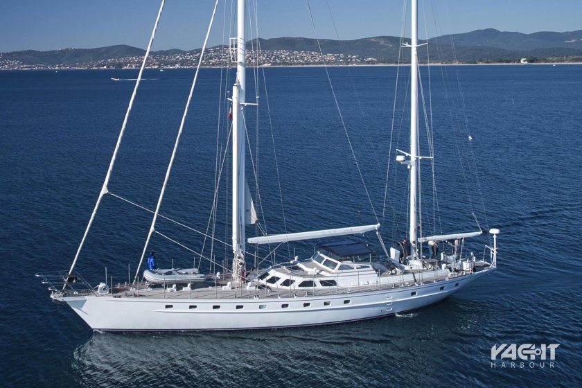 Яхта 77 'ketch hr. ms 'urania'