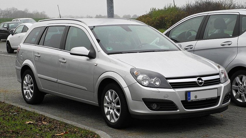 Opel Astra Caravan 2010
