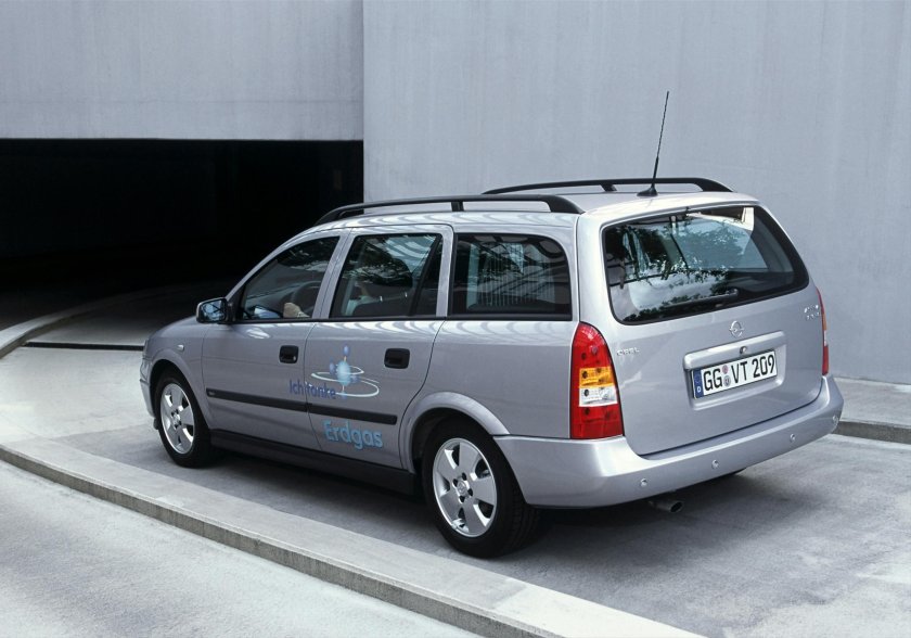 Опель Астра Караван-универсал 1998