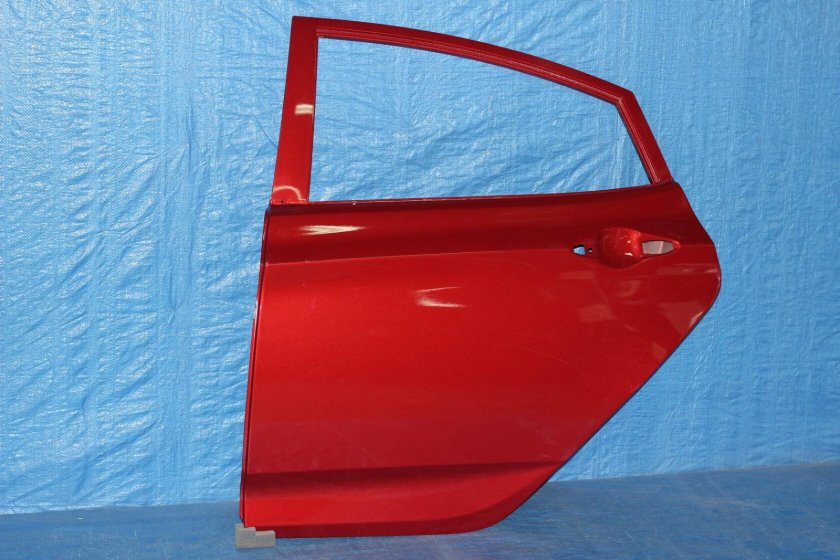Дверь задняя левая Hyundai Solaris