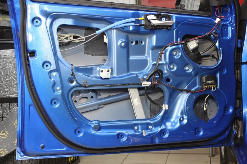 Шумоизоляция Хендай Солярис 2