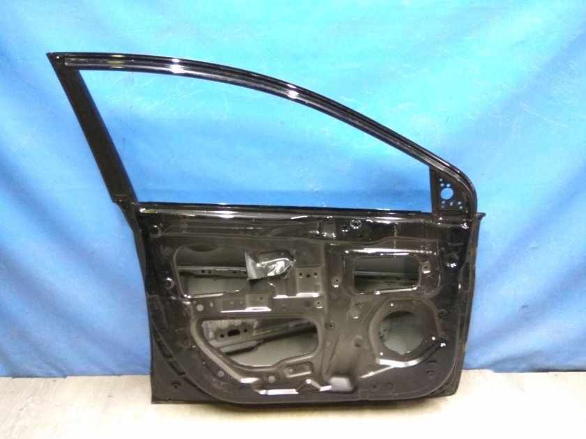 Дверь передняя левая Hyundai Solaris 1