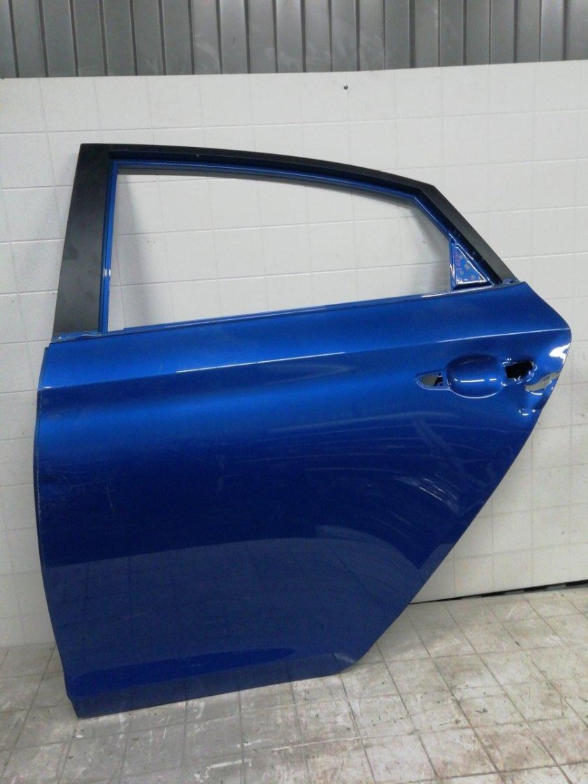 Дверь задняя левая Хендай Солярис седан 2018