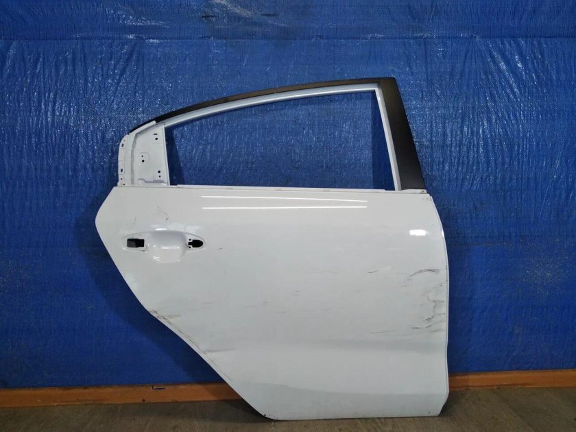 Дверь задняя правая Солярис 2