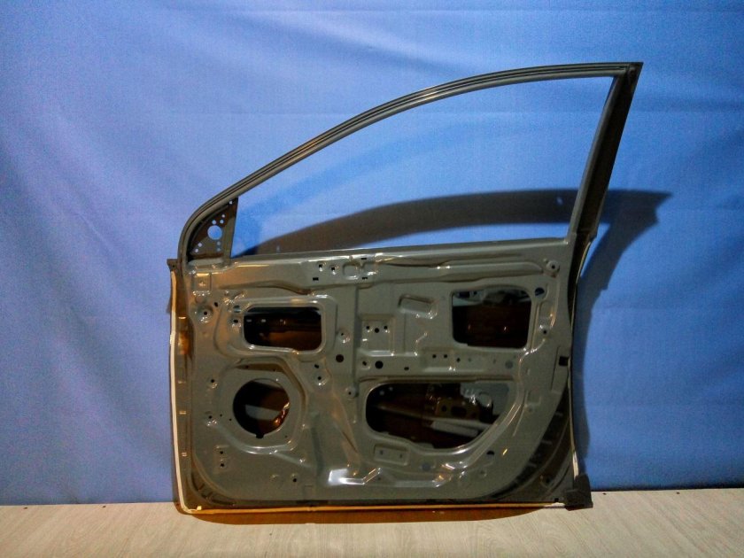 Дверь передняя правая Солярис Solaris l 760041r300