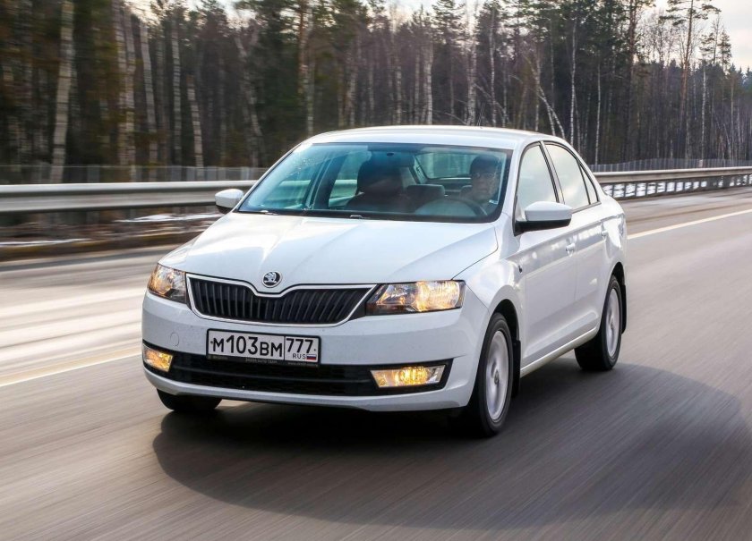 Машина Шкода Октавия